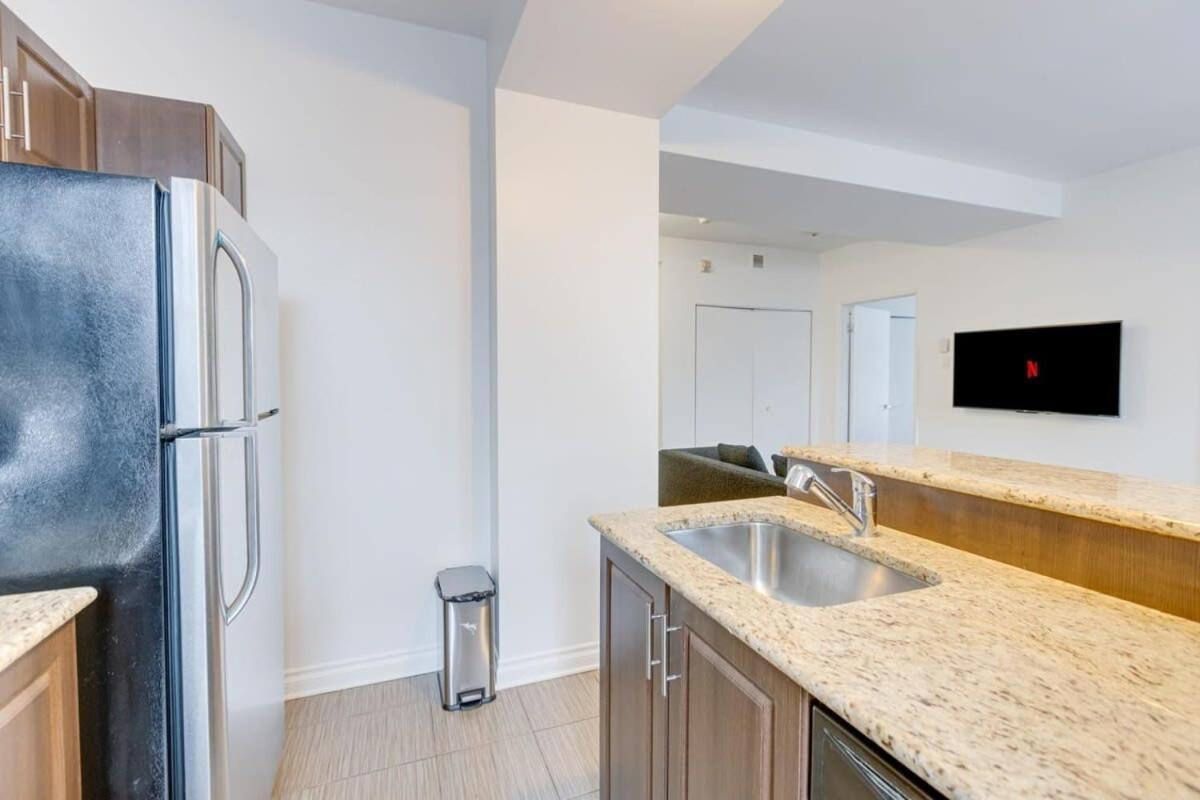 M11 Gorgeous Bright Corner 2Br In Heart Of Mtl Apartman Montréal Kültér fotó